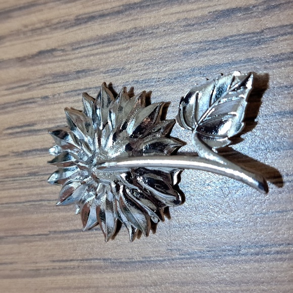 GANZ Sunflower Charm with Silver Leaf/  UNDLE ONLY - Picture 4 of 5